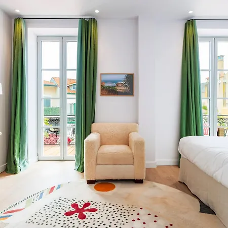 Du Balcon Hotel